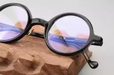 Kính mát gọng tròn 